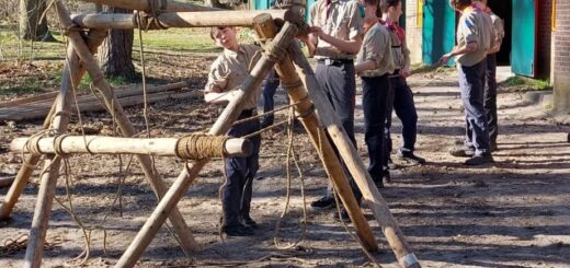 Scouting Impeesa Amersfoort Leusden verkenners bouwen trebuchet