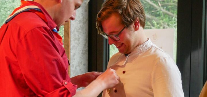 Ontvangst teken voor bijzondere verdienste