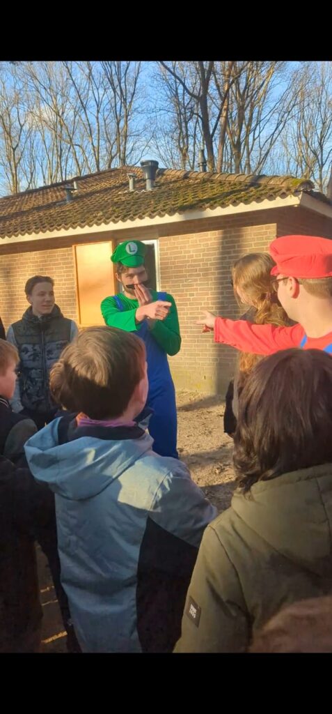 Patrouille wedstrijden thema moment Mario Luigi